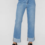 Toronto Jeans in Medium Blue