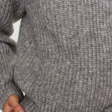 Zindi V Neck Pullover